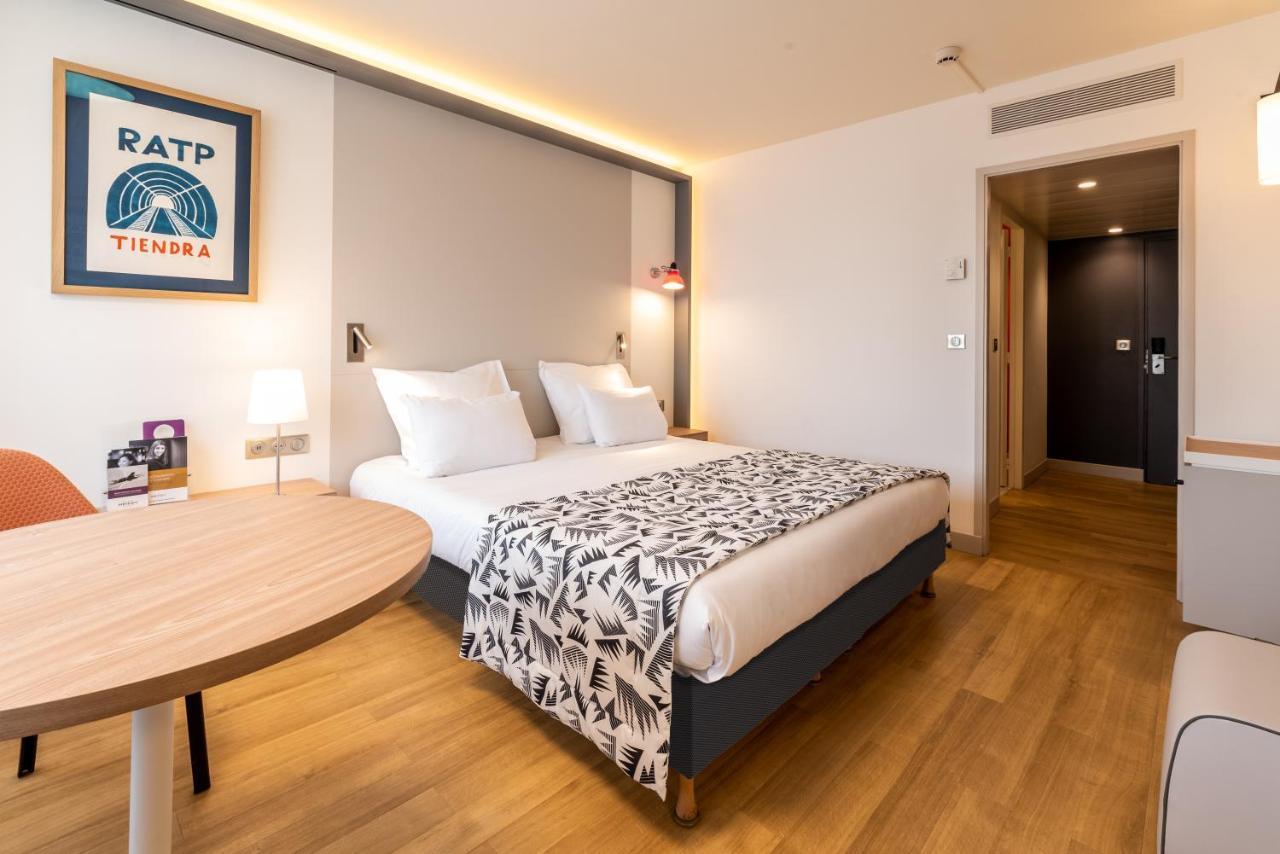 Mercure Centre Prado Velodrome Hotel 4*